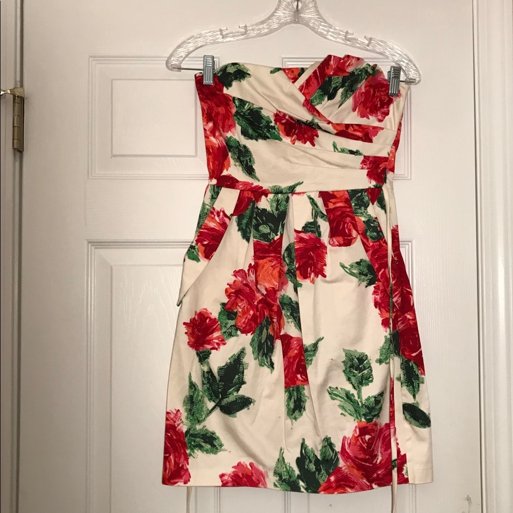 Floral strapless dress